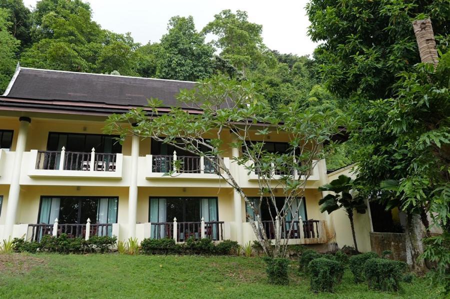 Bhumiyama Plus Hotel Koh Chang Bagian luar foto