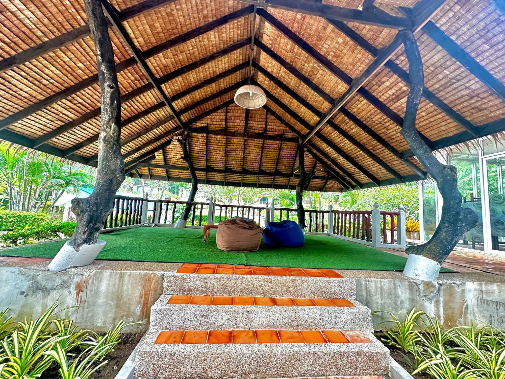 Bhumiyama Plus Koh Chang Bagian luar foto